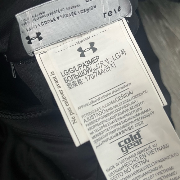 Under Armour golf skirt - Picture 4 of 4